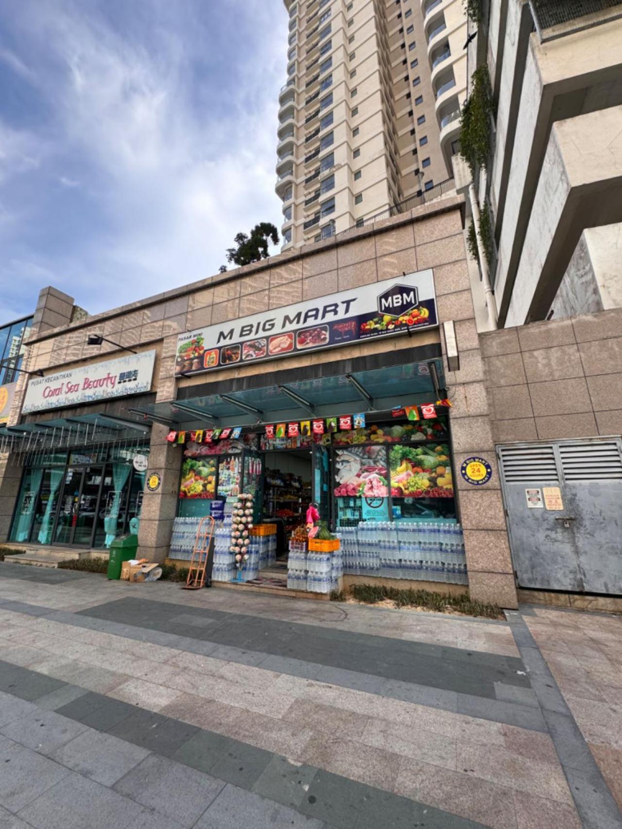 Wind Serenity At Country Garden Danga Bay With 2carparks Foc Netflix Access And Youtube Premium 3beds3bath For 6-13pax By Minshuku Apartment Johor Bahru
