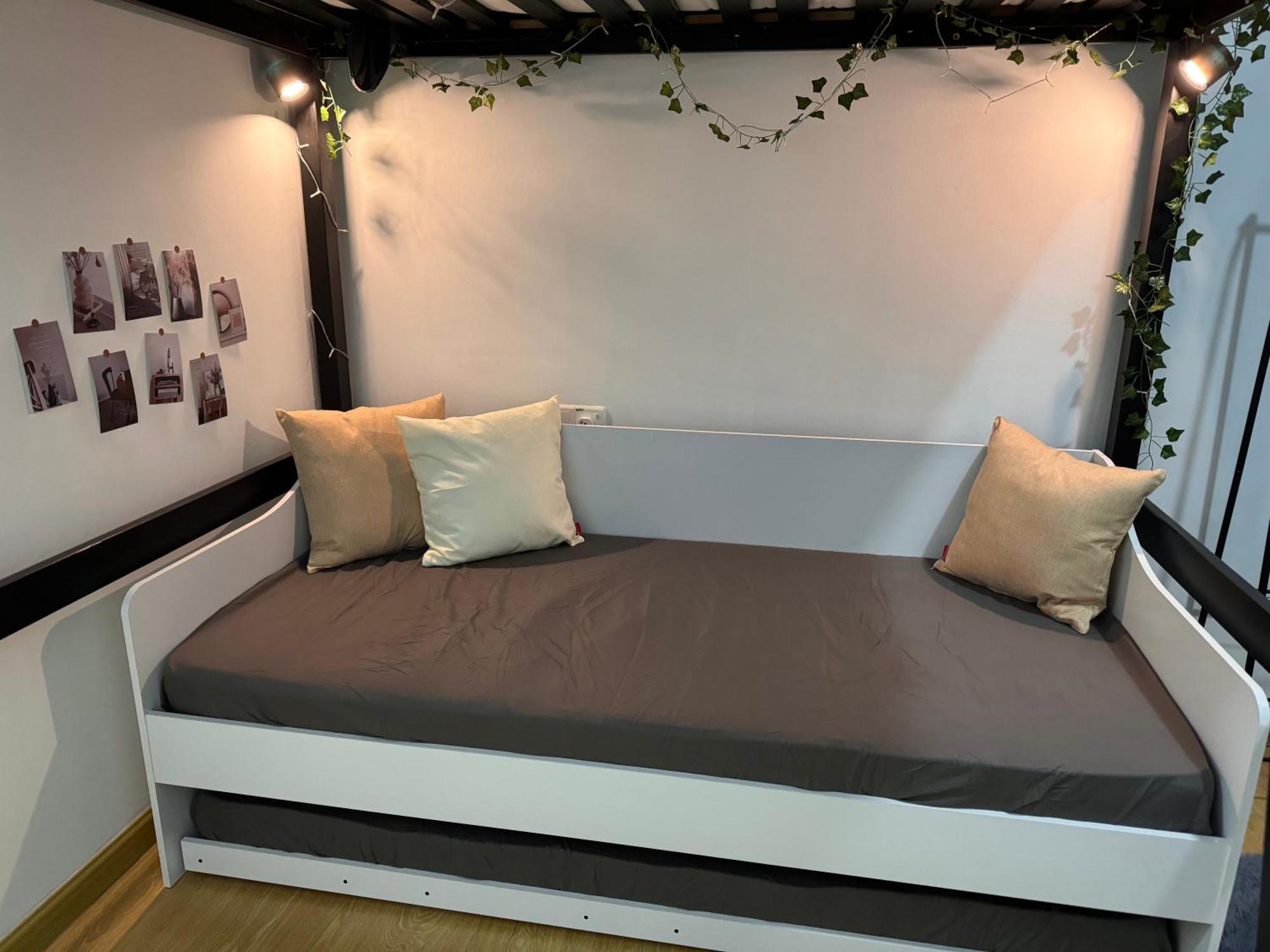 Apartment Wind Serenity At Country Garden Danga Bay With 2carparks Foc Netflix Access And Youtube Premium 3beds3bath For 6-13pax By Minshuku Johor Bahru