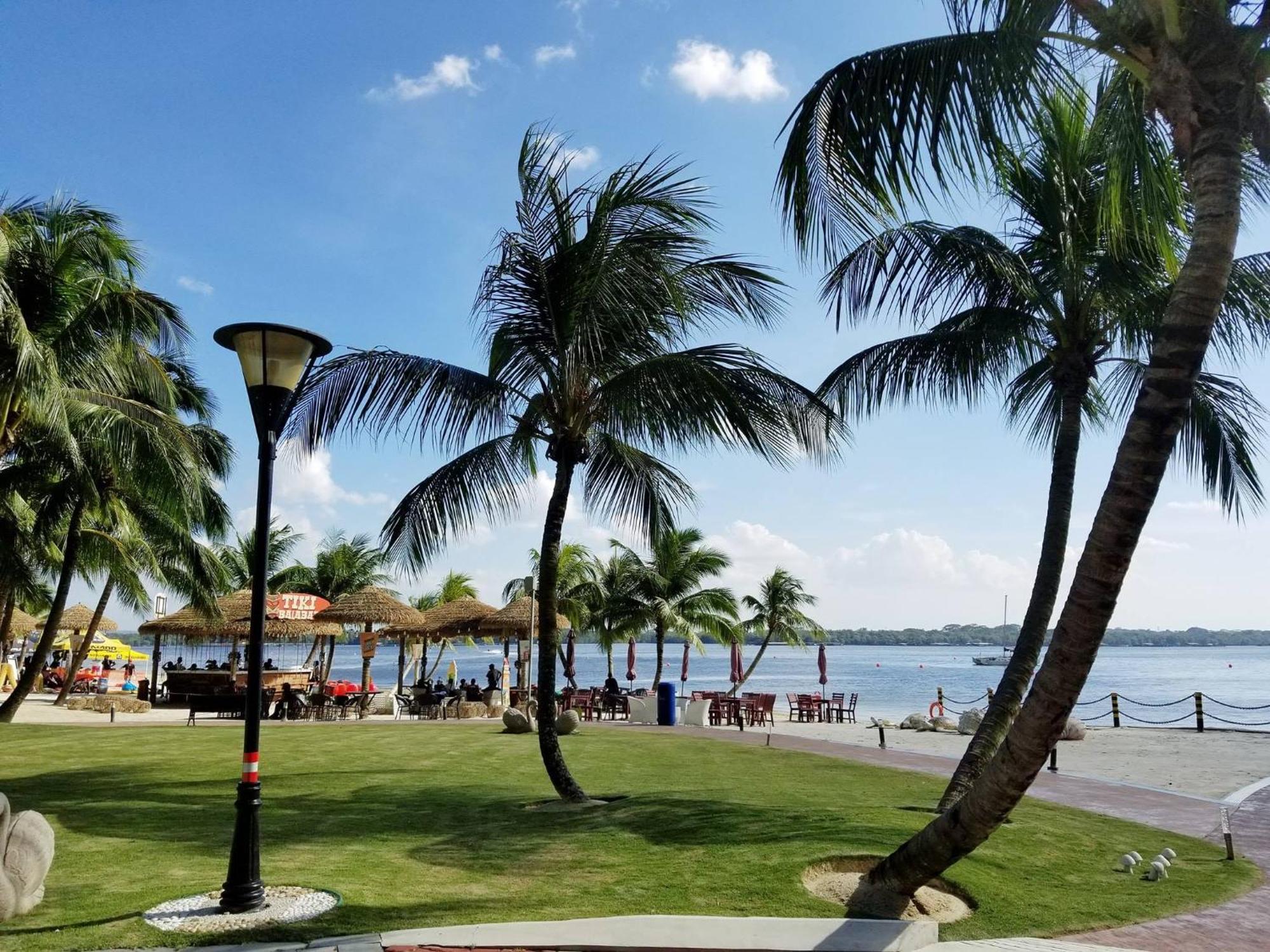 Wind Serenity At Country Garden Danga Bay With 2carparks Foc Netflix Access And Youtube Premium 3beds3bath For 6-13pax By Minshuku Apartment Johor Bahru
