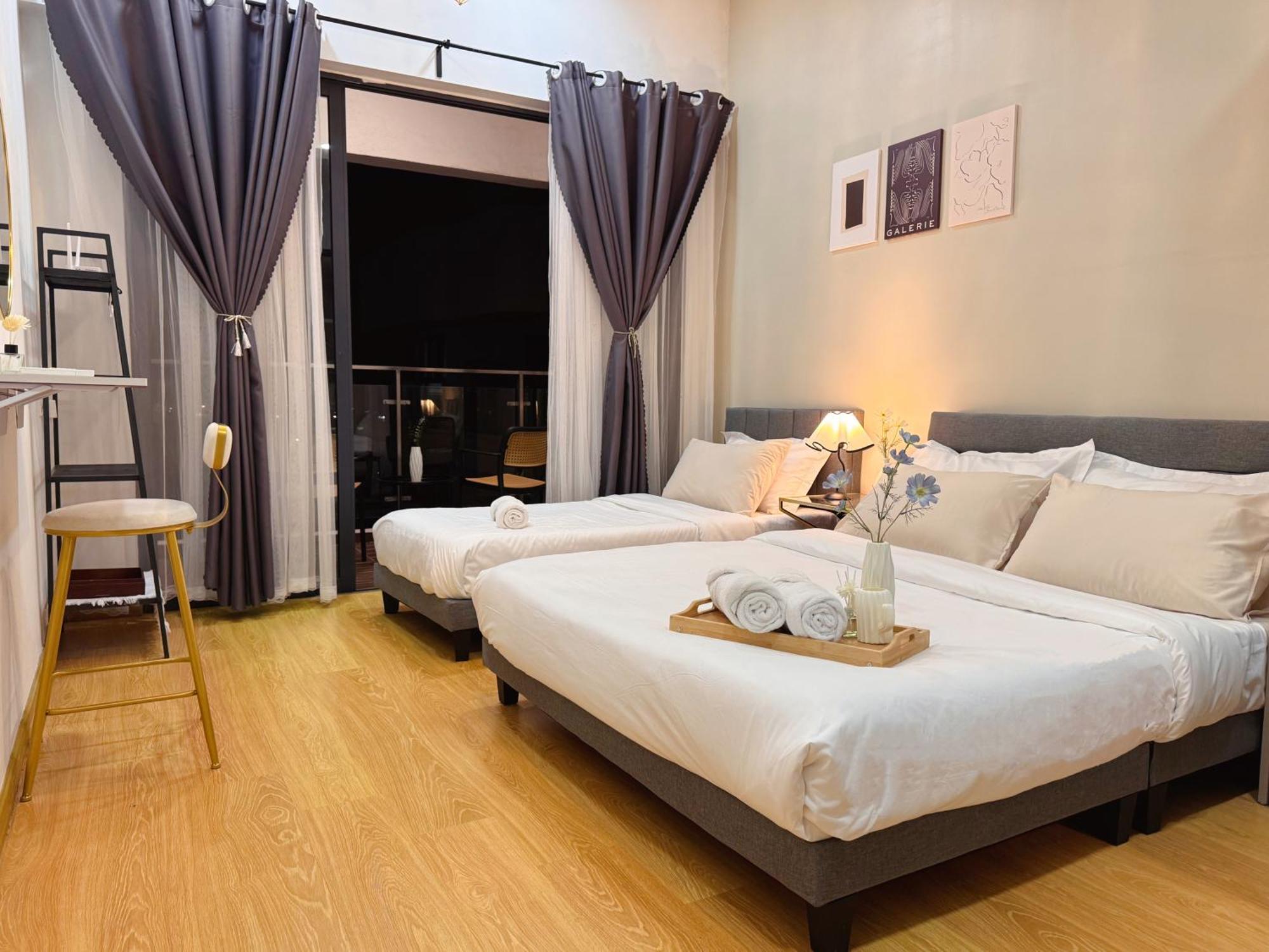 Wind Serenity At Country Garden Danga Bay With 2carparks Foc Netflix Access And Youtube Premium 3beds3bath For 6-13pax By Minshuku Apartment Johor Bahru