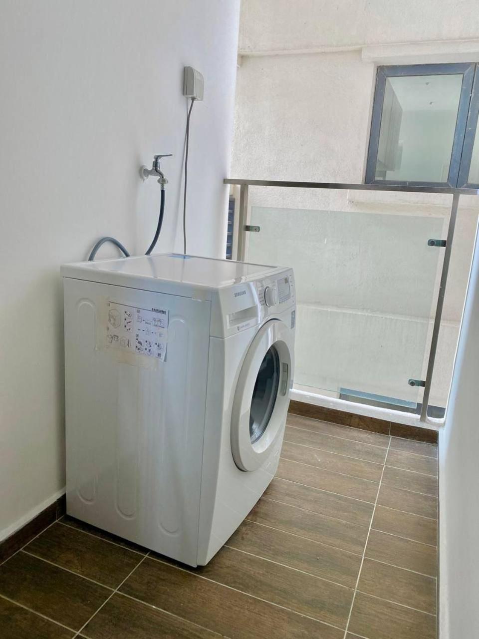 Wind Serenity At Country Garden Danga Bay With 2carparks Foc Netflix Access And Youtube Premium 3beds3bath For 6-13pax By Minshuku Apartment